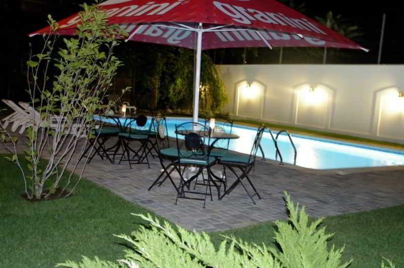 Hotel Angelo D'Oro Плоешти Экстерьер фото