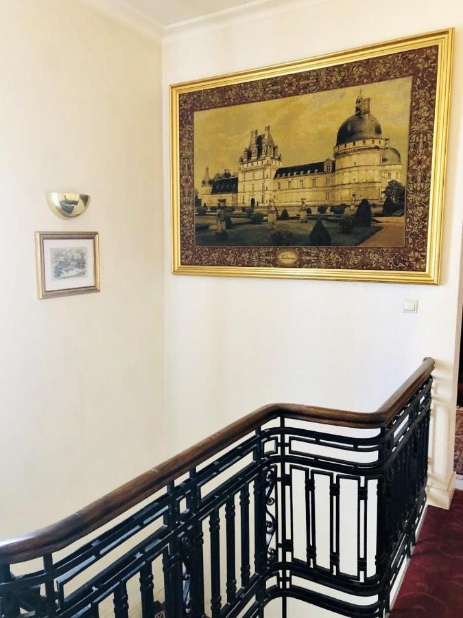 Hotel Angelo D'Oro Плоешти Экстерьер фото