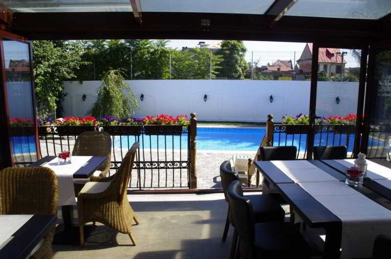 Hotel Angelo D'Oro Плоешти Экстерьер фото