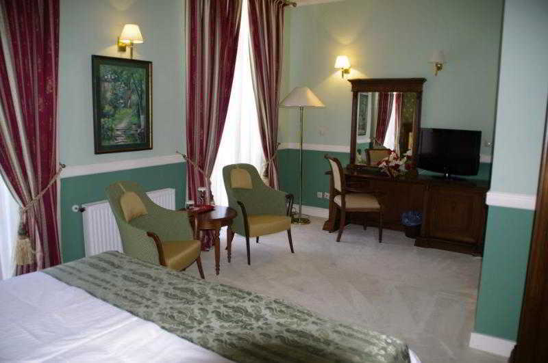 Hotel Angelo D'Oro Плоешти Экстерьер фото