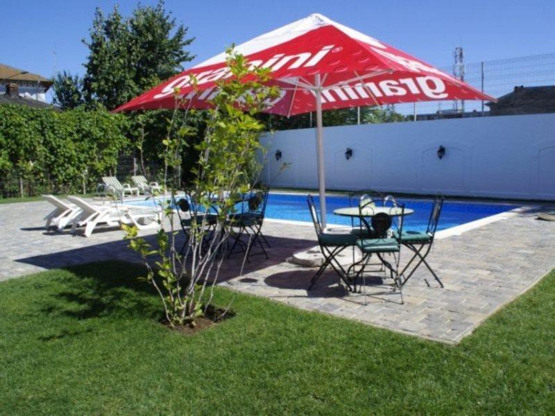 Hotel Angelo D'Oro Плоешти Экстерьер фото